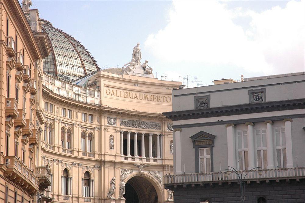 Hotel Art Resort Galleria Umberto Naples Exterior photo